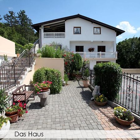 Anica Iles Apartamento Viskovo Exterior foto