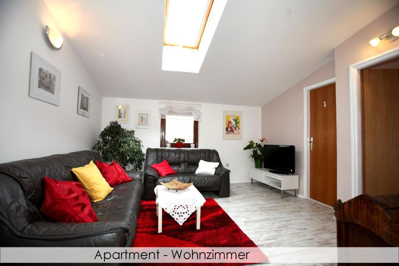 Anica Iles Apartamento Viskovo Exterior foto