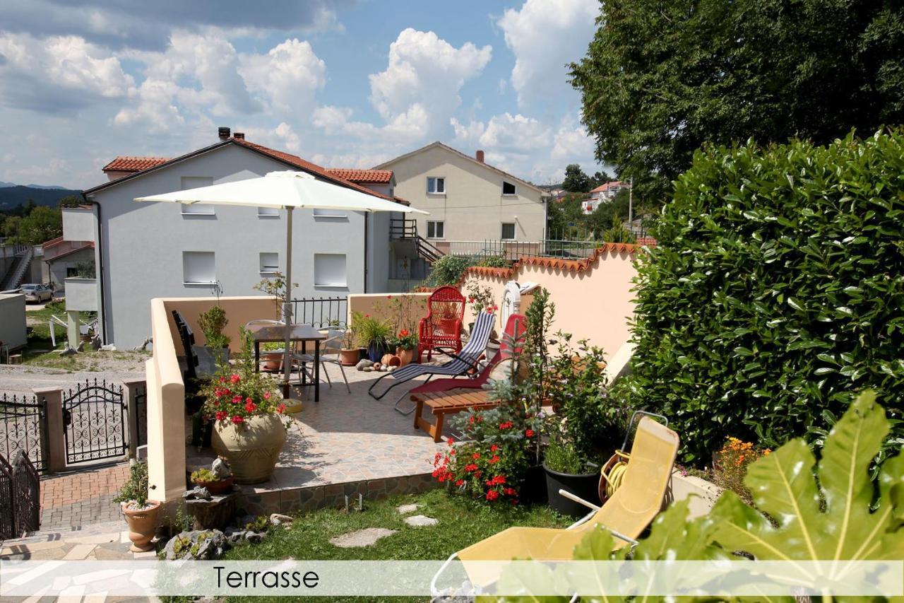Anica Iles Apartamento Viskovo Exterior foto